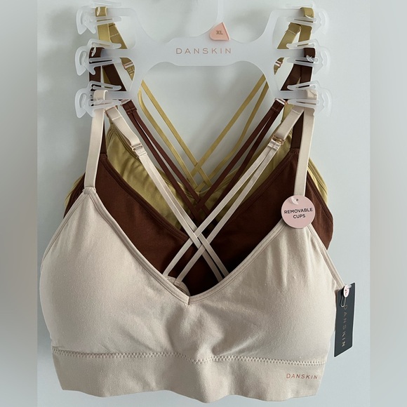 Danskin Seamless Pull-on 3 pc Bra (sport)Set w/Removable Pads Adjustable Straps - Picture 1 of 11